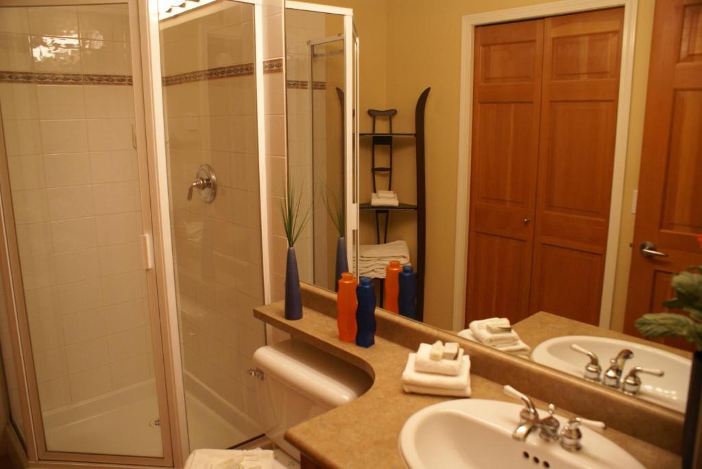 Whistler Superior Properties Quarto foto